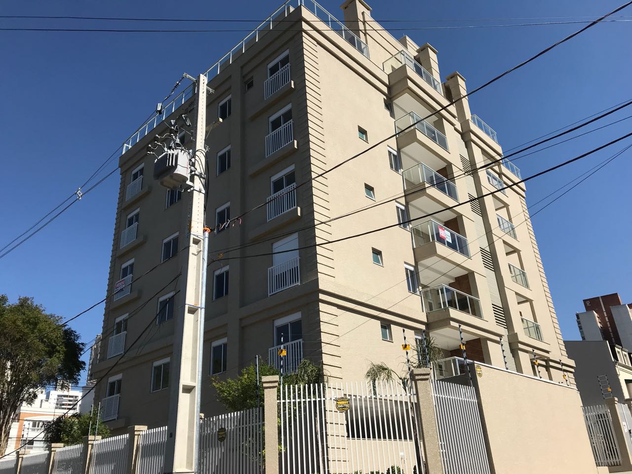 Habitação coletiva, A=2060 m², subsolo + Térreo + 6 pavimentos. Estrutura em concreto armado, fundação em estacas prémoldadas. Construtora MAFREI.